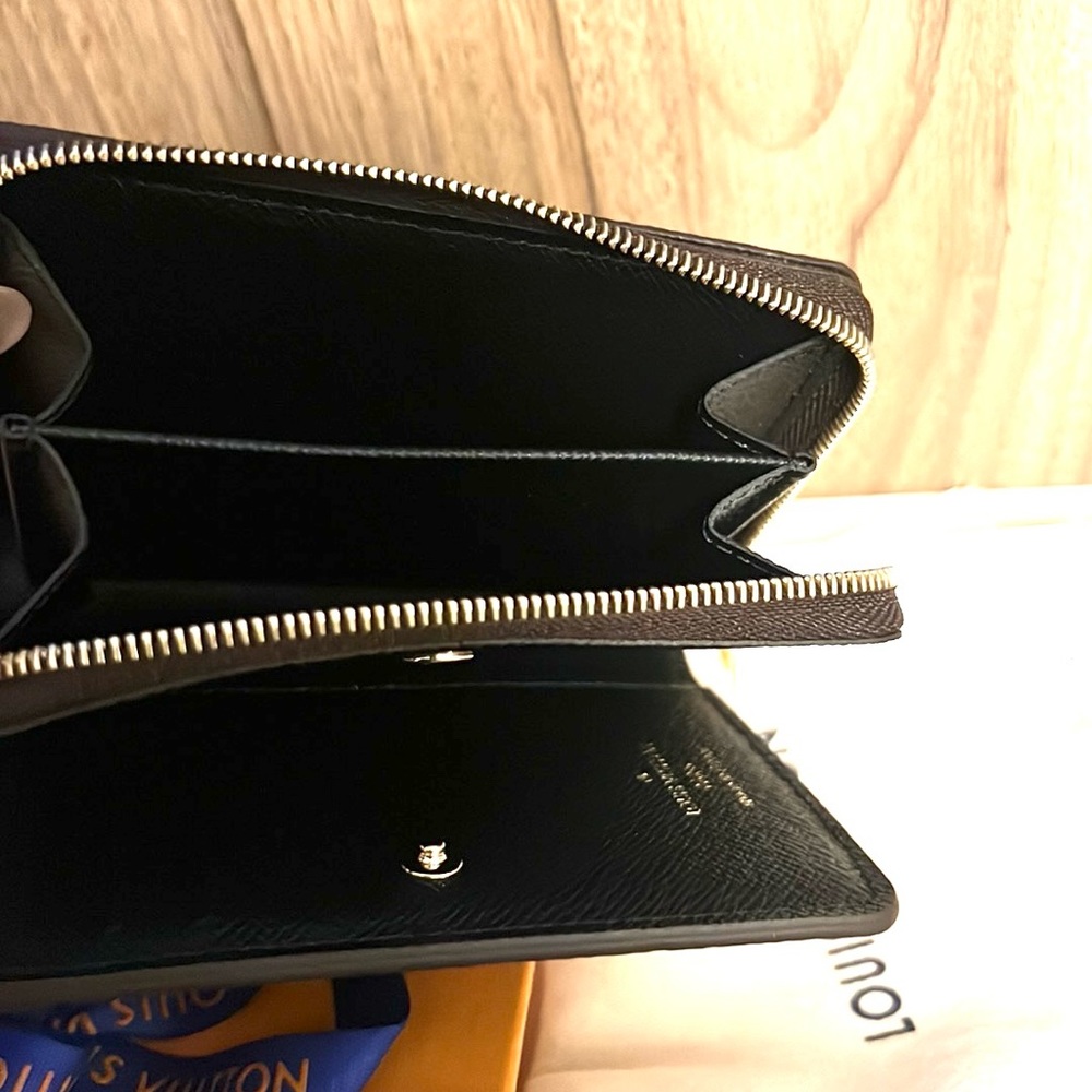 💎 NEW 💎LOUIS VUITTON LOU ZIPPY REVERSE WALLET - Picture 10 of 13